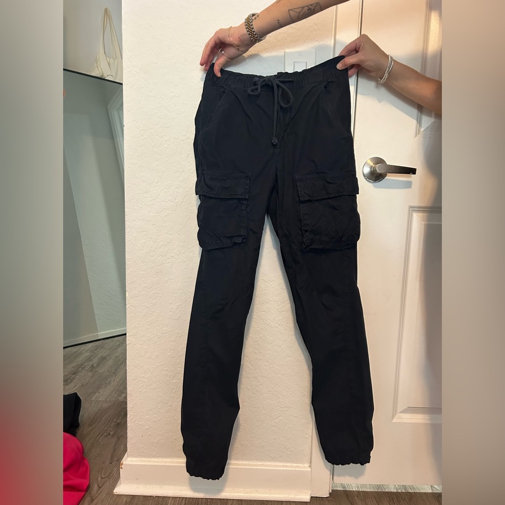 KITH JOGGERS they are men’s XS